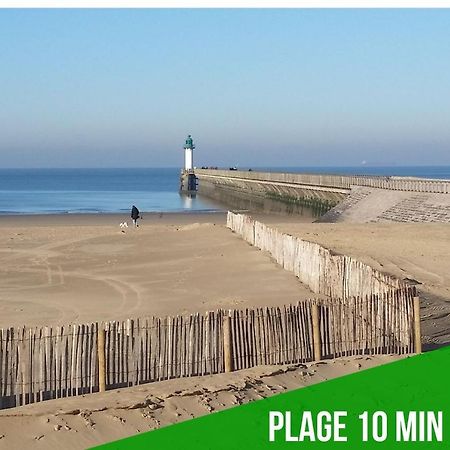 Les Lumieres Du Phare Lejlighed Calais Eksteriør billede